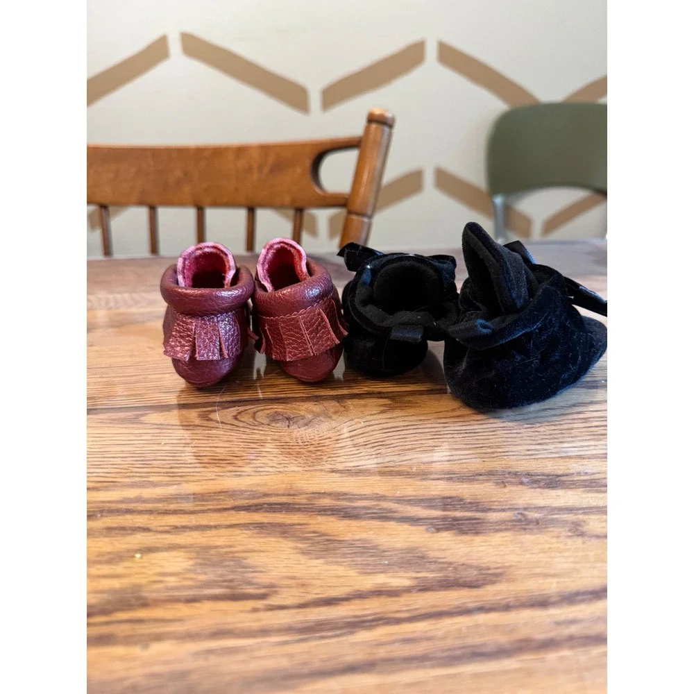 Robeez Mishmocs Baby Shoes Size 0 Burgundy Black Velvet Leather Moccasin Bundle